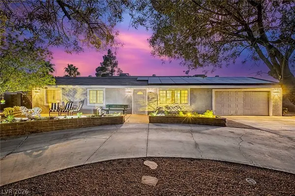 7733 Firethorn LN, Las Vegas, NV 89123