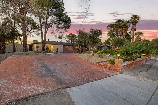 1572 Santa Anita DR, Las Vegas, NV 89119