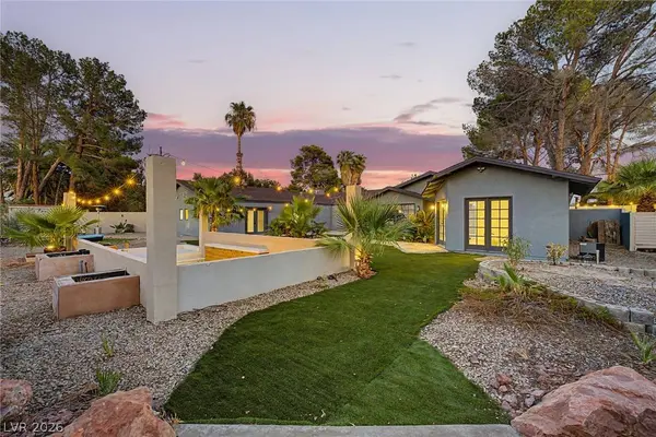1572 Santa Anita DR, Las Vegas, NV 89119