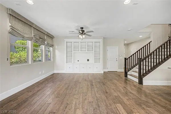 5485 Bristol Grove LN, Las Vegas, NV 89135