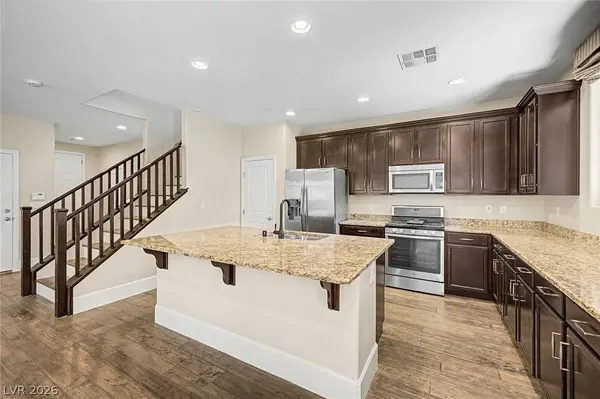 5485 Bristol Grove LN, Las Vegas, NV 89135
