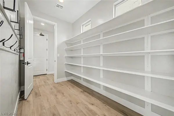 8300 Charleston Peak ST, Las Vegas, NV 89166