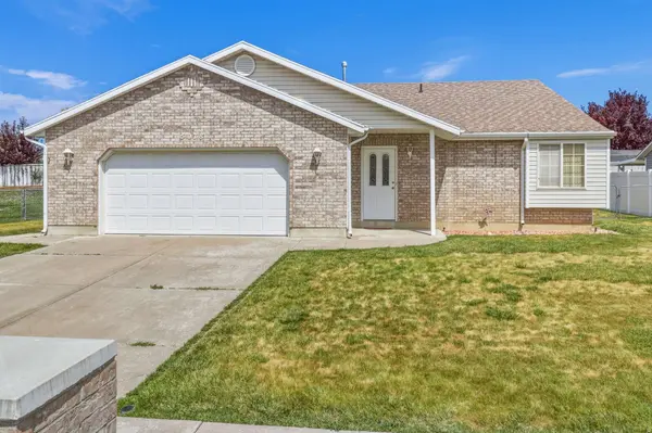 5078 S 3425 W, Roy, UT 84067