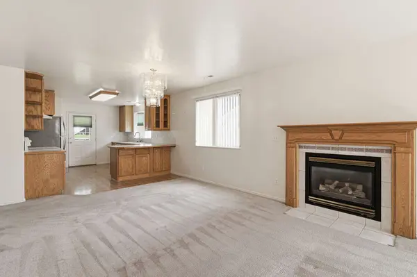 5078 S 3425 W, Roy, UT 84067