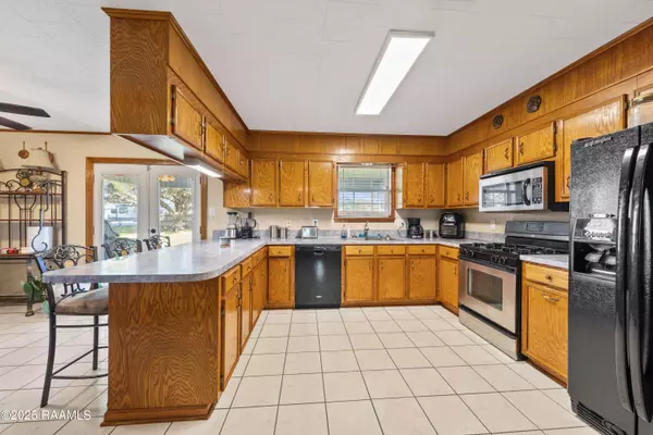 4503 Labiche RD, New Iberia, LA 70560