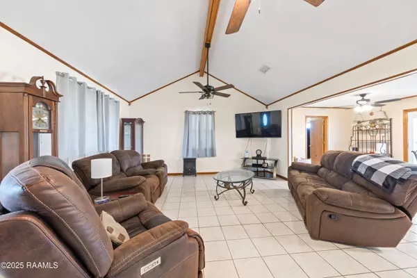 4503 Labiche RD, New Iberia, LA 70560