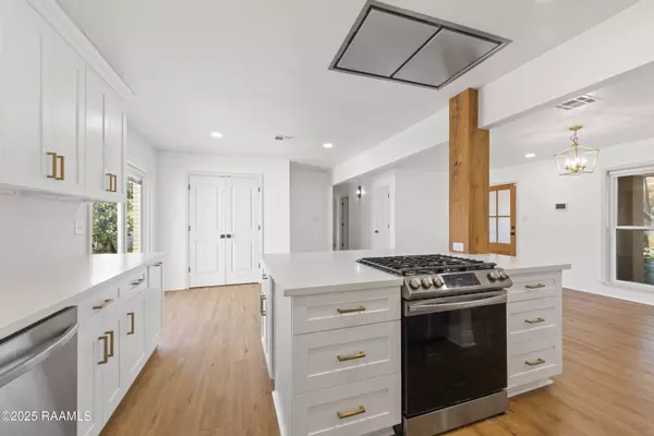 113 Charles Read AVE, Lafayette, LA 70503