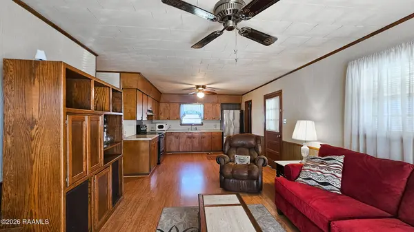 1025 Louis DR, Breaux Bridge, LA 70517