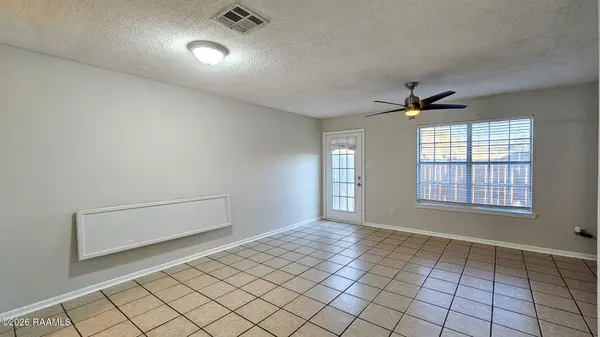 1019 Magenta DR #205d, Breaux Bridge, LA 70517