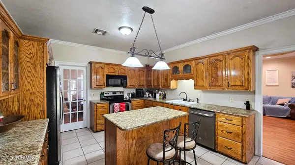 521 Cole RD, Kinder, LA 70648