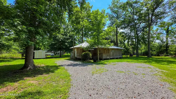 1341 Atchafalaya River HWY, Breaux Bridge, LA 70517