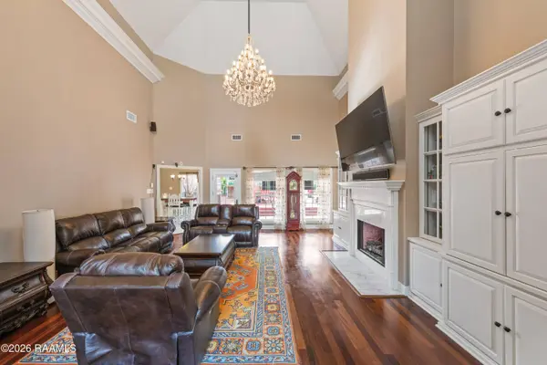 476 Nona ST, Breaux Bridge, LA 70517