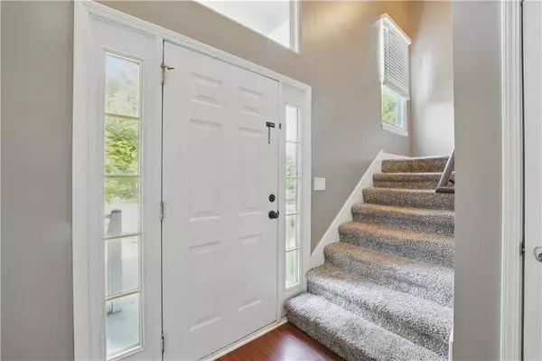 1321 S 6th ST, Louisburg, KS 66053