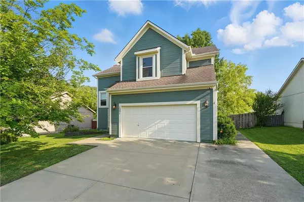 1321 S 6th ST, Louisburg, KS 66053