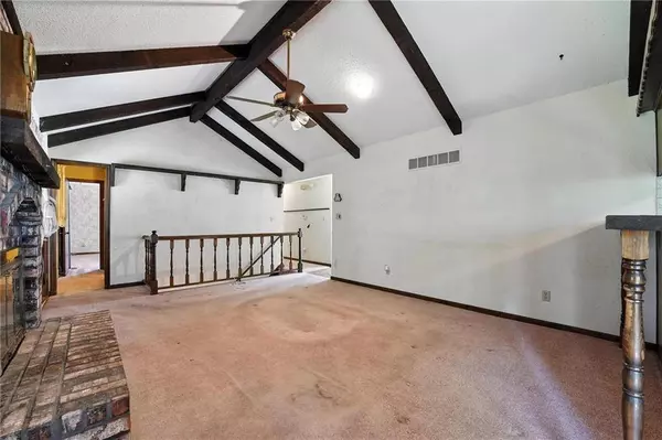 14013 W 61st TER, Shawnee, KS 66216