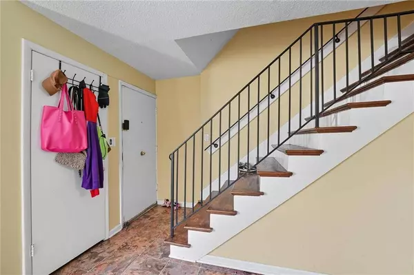 6136 & 6134 Brooklyn AVE, Kansas City, MO 64110