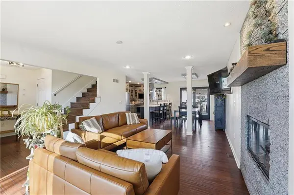 150 W Lanesfield ST, Gardner, KS 66030