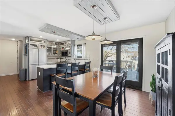 150 W Lanesfield ST, Gardner, KS 66030