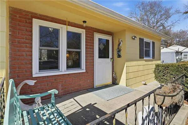 1424 Lawrence AVE, Leavenworth, KS 66048