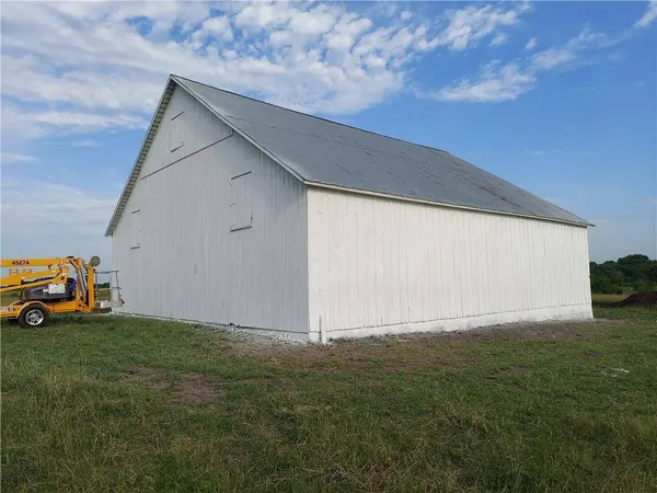 36319 W 215th ST, Edgerton, KS 66021