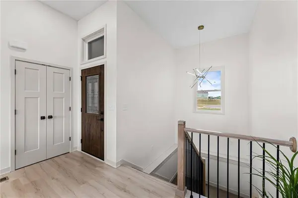 1108 Trail View CT, Baldwin City, KS 66006