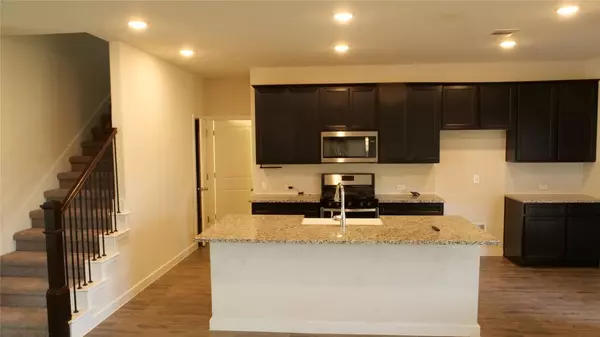 2500 Forest Creek DR #602, Round Rock, TX 78665