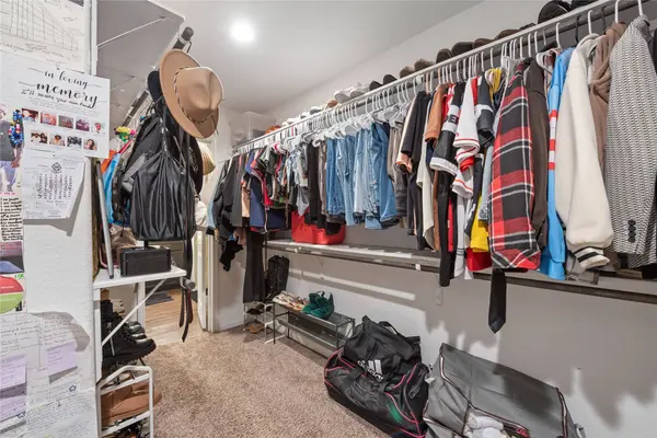 3131 Specklebelly DR, Baytown, TX 77521