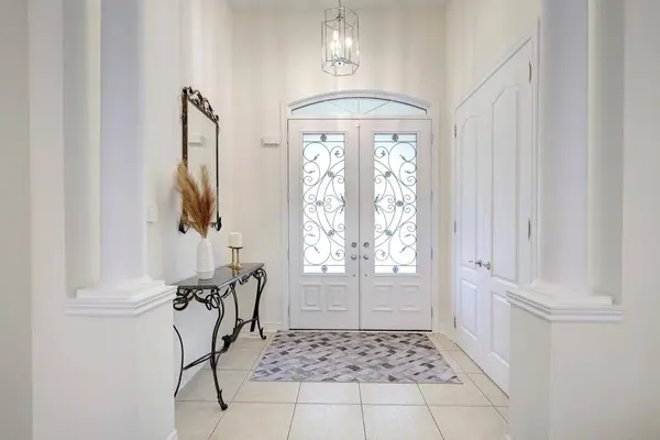 79 Chayna CRES, Vaughan, ON L6A 0N1