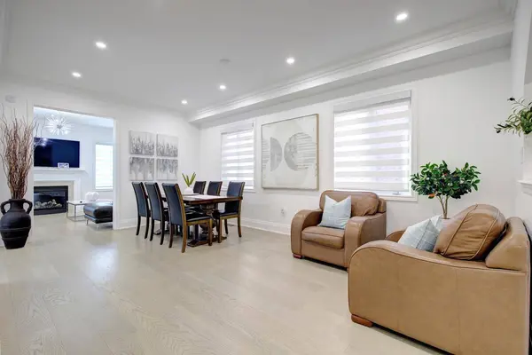 16 Muret CRES, Vaughan, ON L6A 4S4
