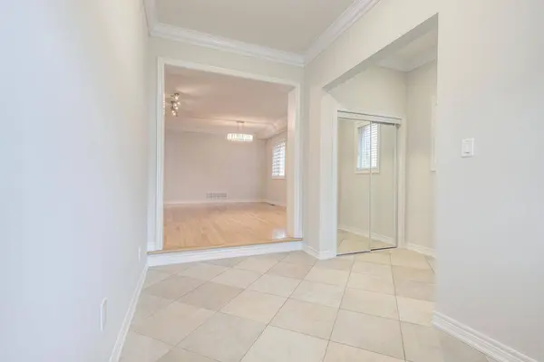 76 Ivy Glen DR, Vaughan, ON L6A 0P2