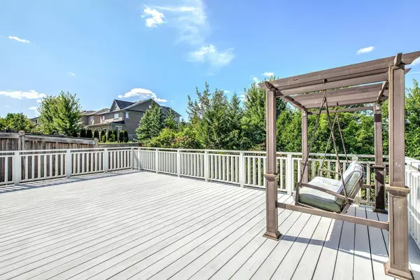 76 Ivy Glen DR, Vaughan, ON L6A 0P2