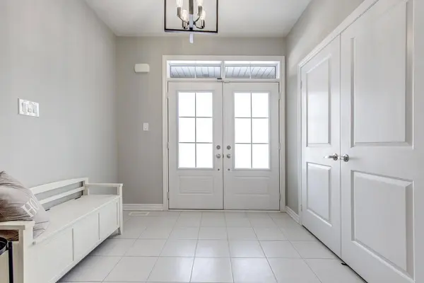953 Barton WAY, Innisfil, ON L9S 0N5