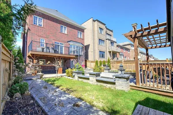 75 Baldry AVE, Vaughan, ON L6A 4X9