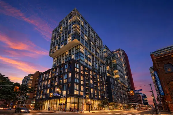 158 Front ST E #618