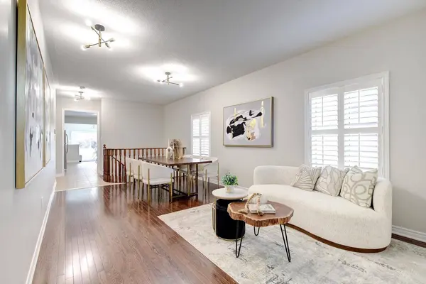 99 Lealinds RD, Vaughan, ON L6A 4L4