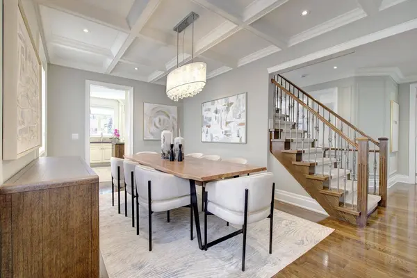 199 Ivy Glen DR, Vaughan, ON L6A 0N9