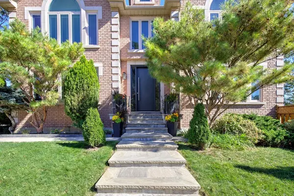 123 Hidden Trail AVE, Richmond Hill, ON L4C 0H1