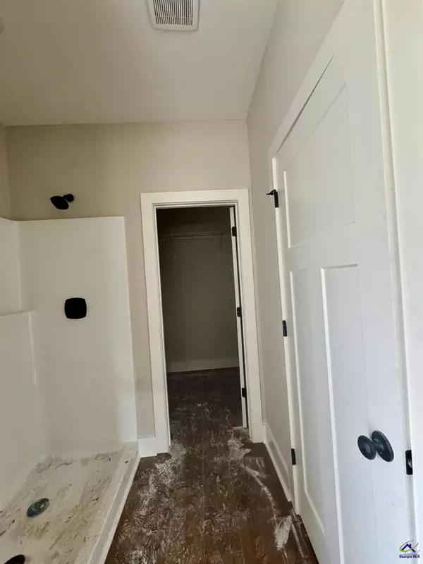 205 Laurel Woods Drive, Warner Robins, GA 31088