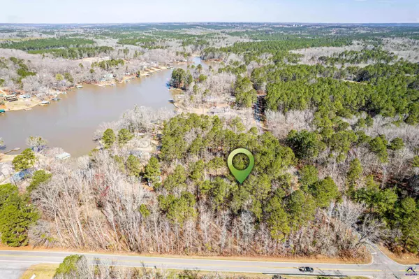 101A W Bearcreek Road, Eatonton, GA 31024