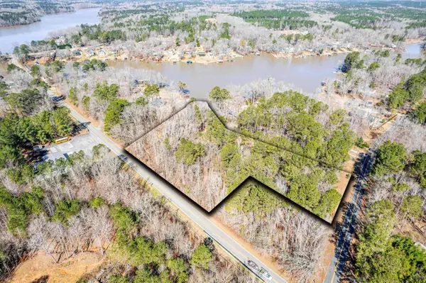 101A W Bearcreek Road, Eatonton, GA 31024