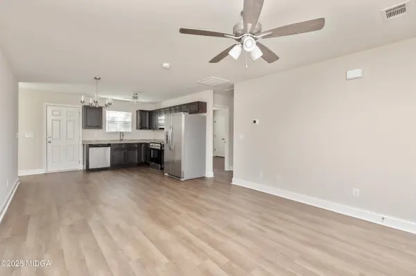 122 Tabor Drive, Warner Robins, GA 31093