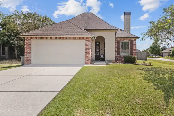 100 Newshire Dr, Broussard, LA 70518-4987