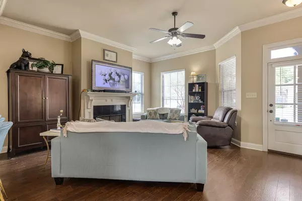 Broussard, LA 70518-4987,100 Newshire Dr