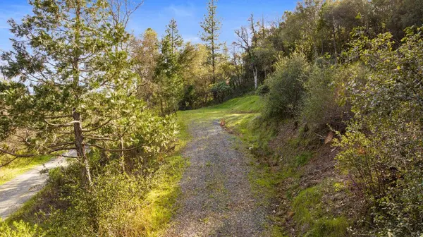 17422 Scopar RD, Grass Valley, CA 95949