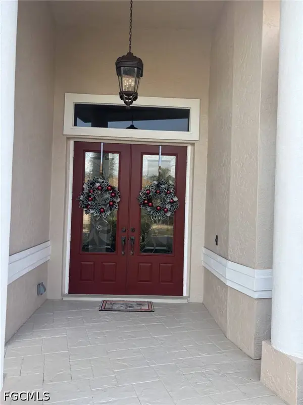 9811 Ensign CT, Fort Myers, FL 33919