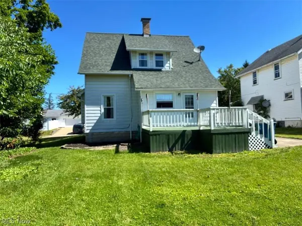 319 foesythe AVE, Girard, OH 44420