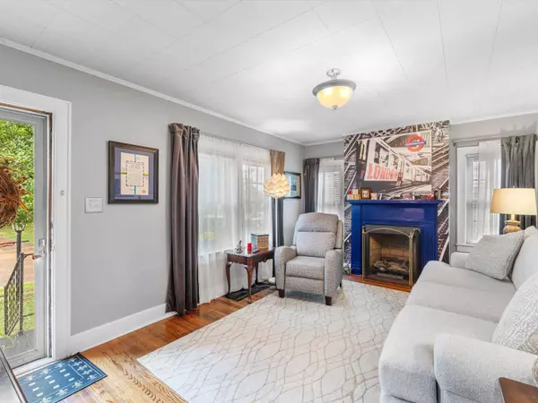 2320 Cedar St, Owensboro, KY 42301