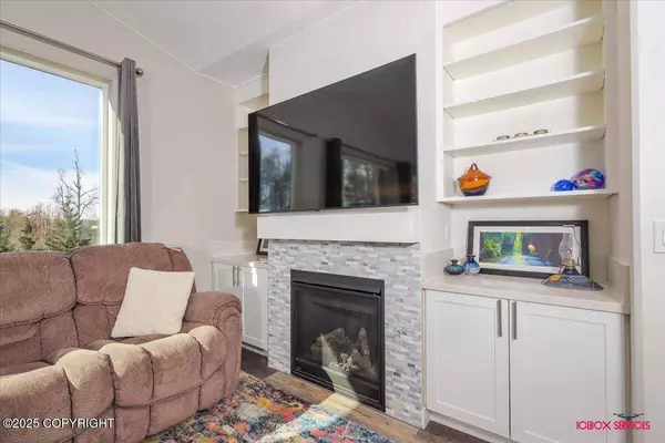 2610 W Angela DR, Wasilla, AK 99623