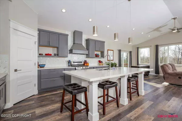 2610 W Angela DR, Wasilla, AK 99623