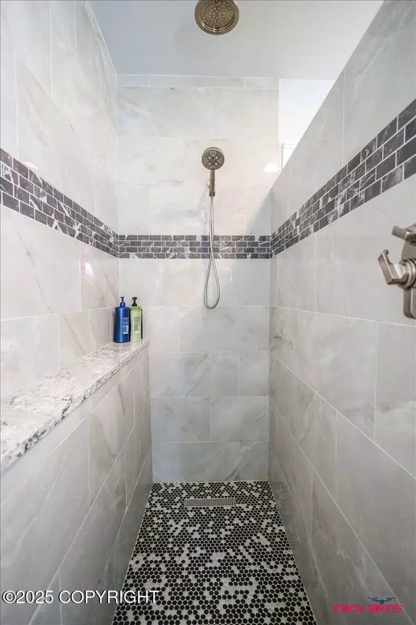 2610 W Angela DR, Wasilla, AK 99623